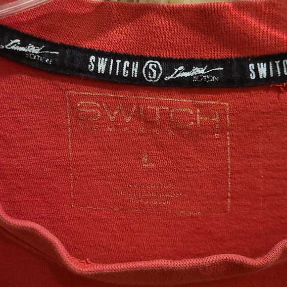 Men's L Switch Remarkable Red Pooh Winning T-shirt - Picture 8 of 9